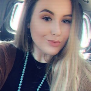 Meet your Posher, Macy